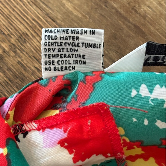 Vintage Alice Long Sleeve Abstract Blouse. Women’s Sz-10P. Colorful EUC - Picture 9 of 10